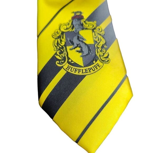Harry Potter License Hufflepuff Tie - Picture 2 of 6